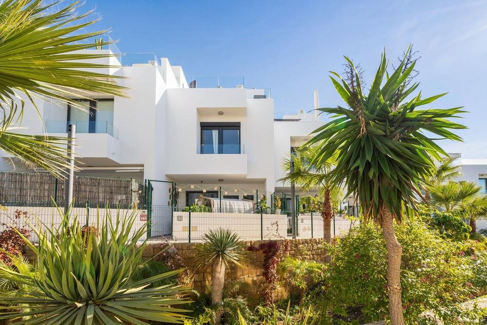 Contemporary townhouse with sea views, photo 5
